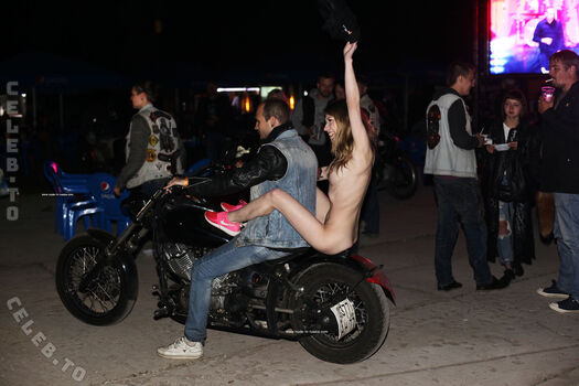 🔥 Nackt in russland page leaked private photo uncensored full