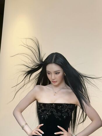🔥 Ningning aespa leaked private photo uncensored full