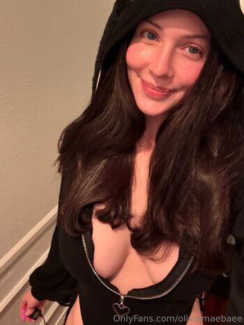 🔥 Oliviamaebaee  page leaked private photo uncensored full