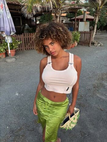 🔥 Paola locatelli leaked private photo uncensored full