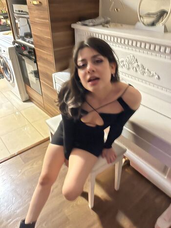 🔥 Persian page leaked private photo uncensored full