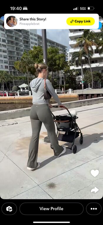 🔥 Pineapplebrat  page leaked private photo uncensored full