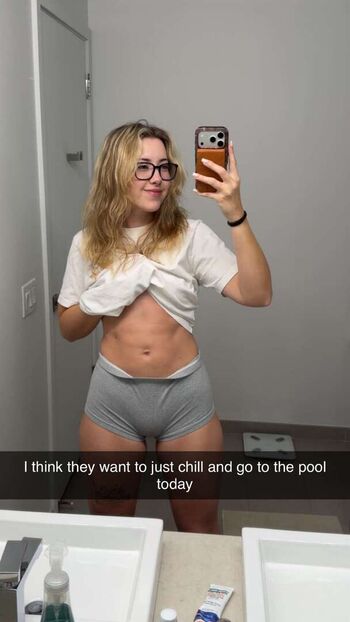 🔥 Pineapplebrat  page leaked private photo uncensored full