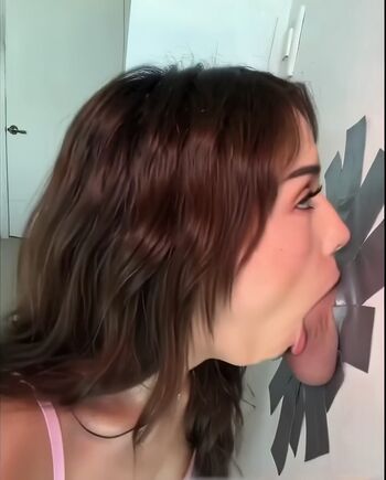 🔥 Pokimane  page leaked private photo uncensored full