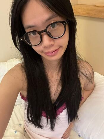 🔥 Poppyluvuuu leaked private photo uncensored full