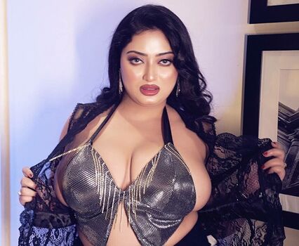 🔥 Priti roy leaked private photo uncensored full