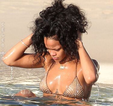 🔥 Rihanna  page leaked private photo uncensored full