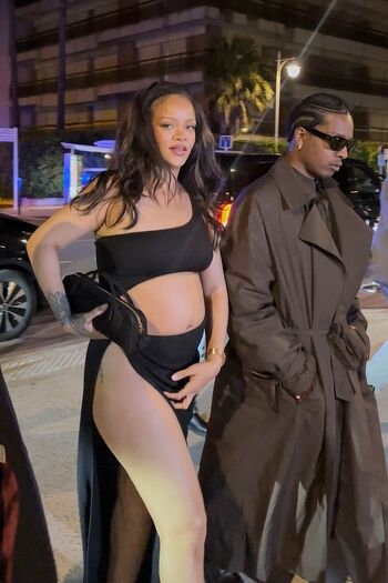 🔥 Rihanna leaked private photo uncensored full