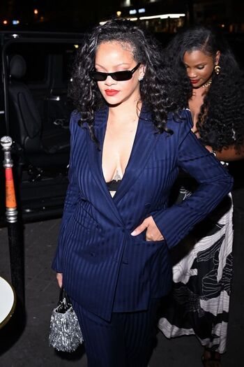 🔥 Rihanna  page leaked private photo uncensored full