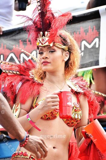 🔥 Rihanna  page leaked private photo uncensored full