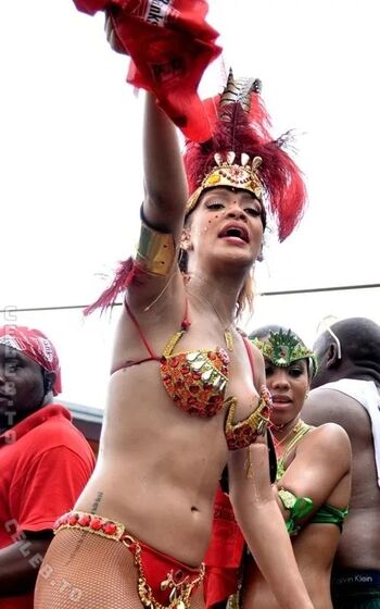 🔥 Rihanna  page leaked private photo uncensored full