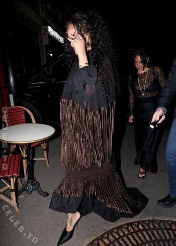 🔥 Rihanna  page leaked private photo uncensored full