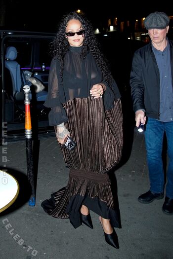 🔥 Rihanna  page leaked private photo uncensored full