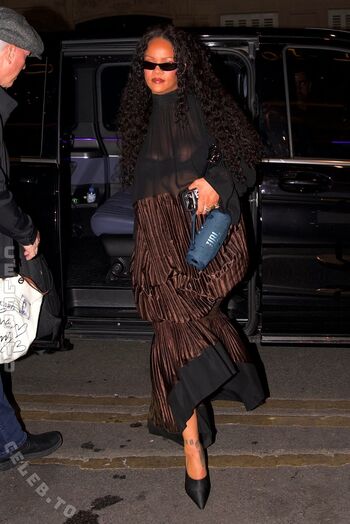 🔥 Rihanna leaked private photo uncensored full