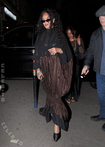 🔥 Rihanna leaked private photo uncensored full