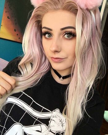 🔥 Rolyatistaylor  page leaked private photo uncensored full