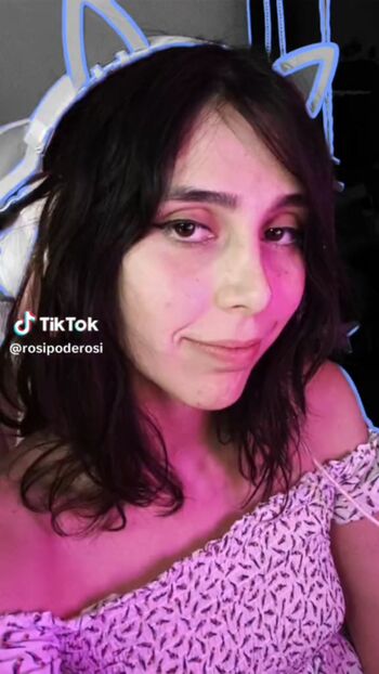 🔥 Rosipoderosi leaked private photo uncensored full