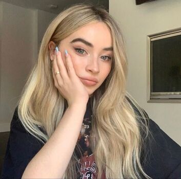 🔥 Sabrina carpenter leaked private photo uncensored full
