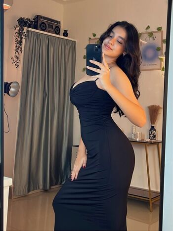 🔥 Sakshi pandey leaked private photo uncensored full