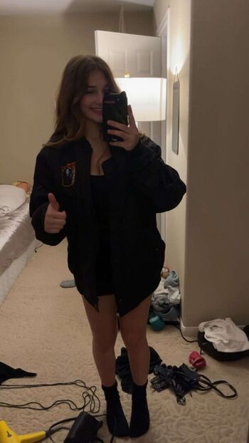 🔥 Sara dobrik page leaked private photo uncensored full