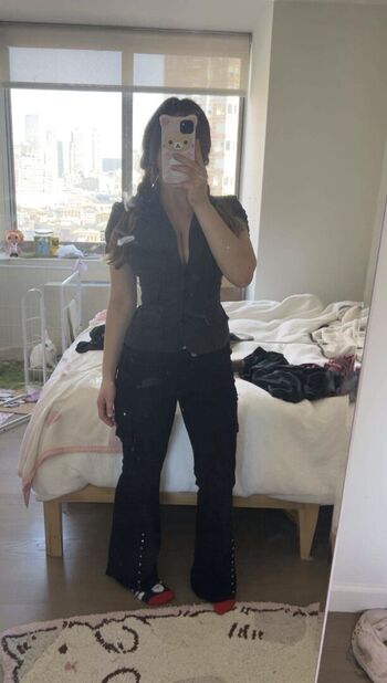 🔥 Sara dobrik page leaked private photo uncensored full