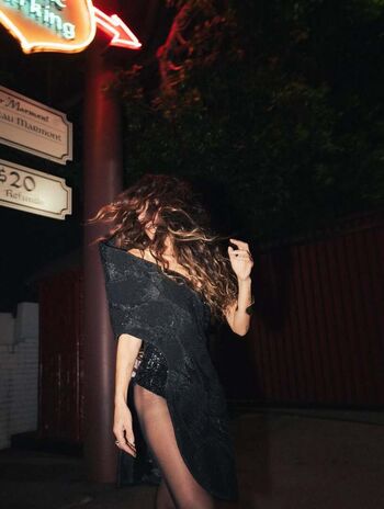 🔥 Sarah shahi page leaked private photo uncensored full