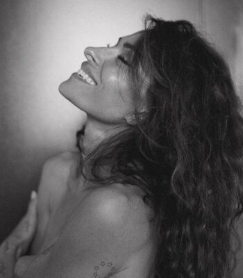 🔥 Sarah shahi page leaked private photo uncensored full