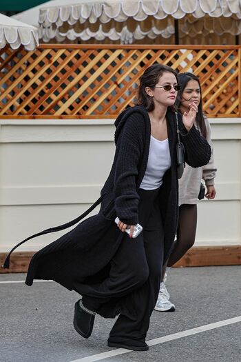 🔥 Selena gomez  page leaked private photo uncensored full