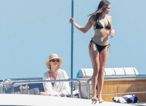 🔥 Selena gomez  page leaked private photo uncensored full