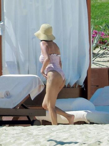 🔥 Selena gomez  page leaked private photo uncensored full