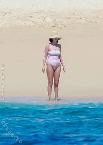 🔥 Selena gomez  page leaked private photo uncensored full