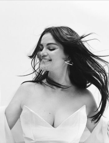 🔥 Selena gomez  page leaked private photo uncensored full