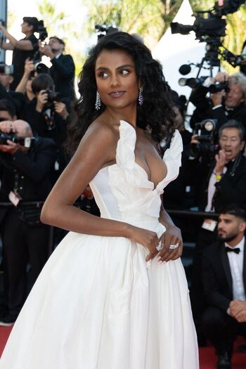 🔥 Simone ashley page leaked private photo uncensored full