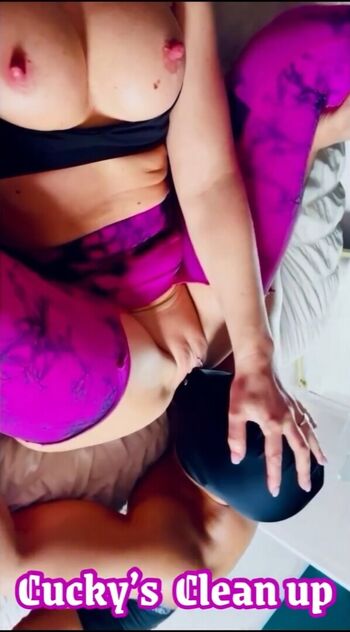 🔥 Smother queen leaked private photo uncensored full