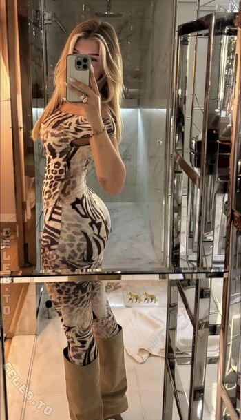 🔥 Sophie schnur leaked private photo uncensored full