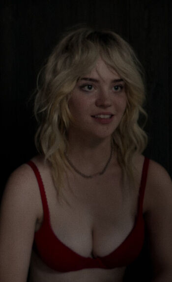 🔥 Sophie thatcher page leaked private photo uncensored full