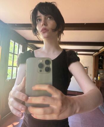 🔥 Sophie thatcher leaked private photo uncensored full