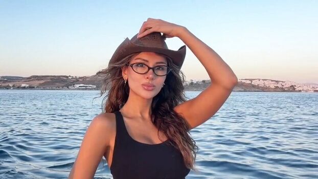 🔥 Sssniperwolf leaked private photo uncensored full