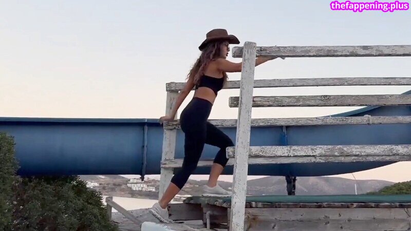 🔥 Sssniperwolf / leaked private photo uncensored full