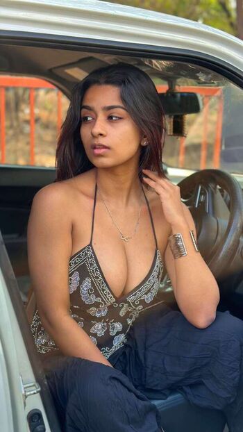🔥 Suhana khan leaked private photo uncensored full