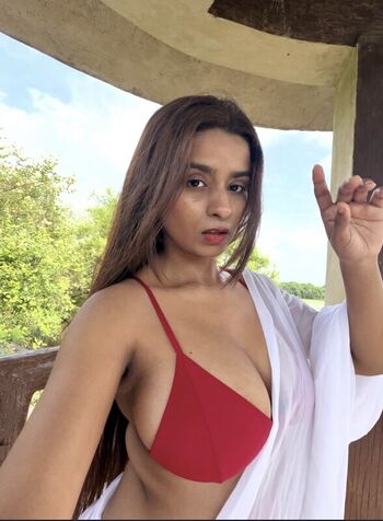 🔥 Suhana khan leaked private photo uncensored full