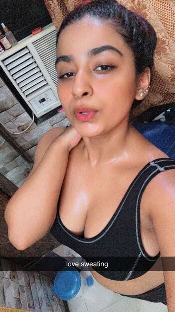 🔥 Suhana khan leaked private photo uncensored full