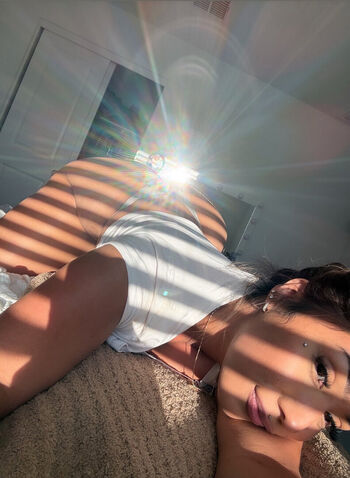 🔥 Sukiwithagoodcoochie leaked private photo uncensored full