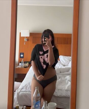 🔥 Taniya leaked private photo uncensored full