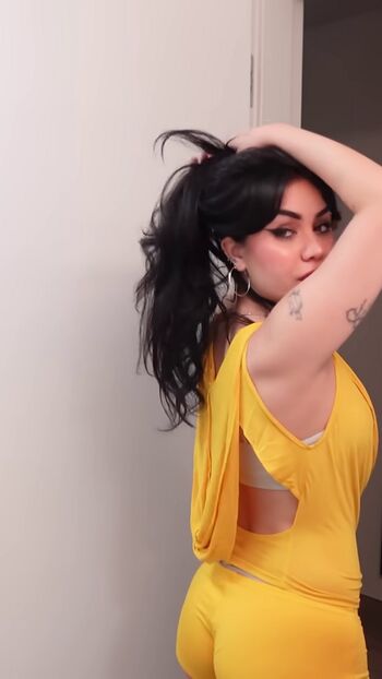🔥 Tara yummy page leaked private photo uncensored full