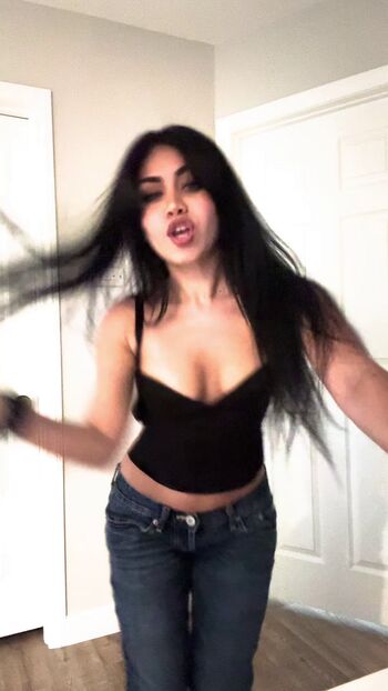 🔥 Tara yummy leaked private photo uncensored full