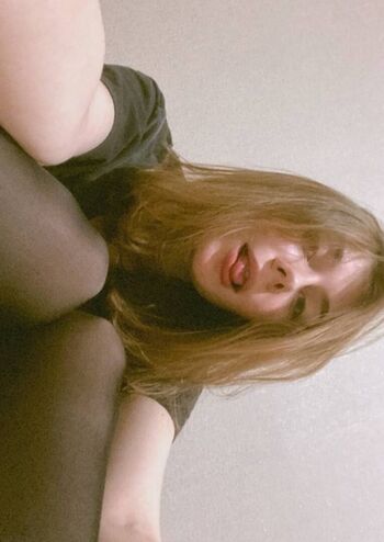 🔥 Ukrainian girls leaked private photo uncensored full