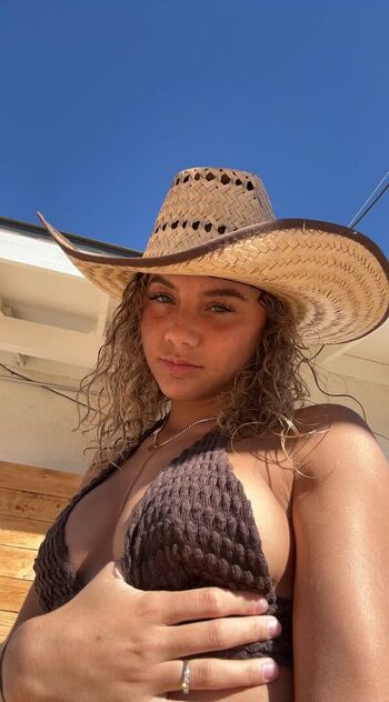 🔥 Vaea brazier leaked private photo uncensored full
