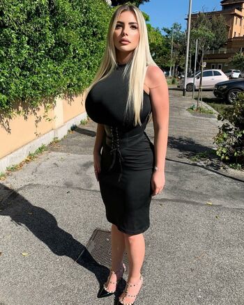 🔥 Valentina di rocco  page leaked private photo uncensored full