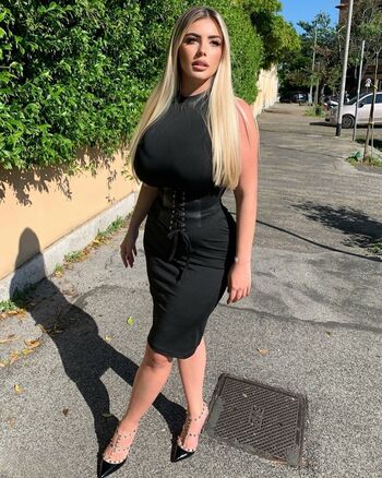 🔥 Valentina di rocco  page leaked private photo uncensored full